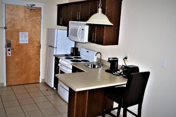 Sigma Inn & Suites Hudson's Hope image 18