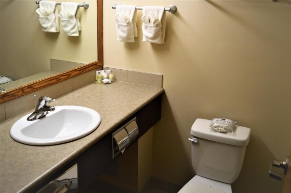 Sigma Inn & Suites Hudson's Hope image 34