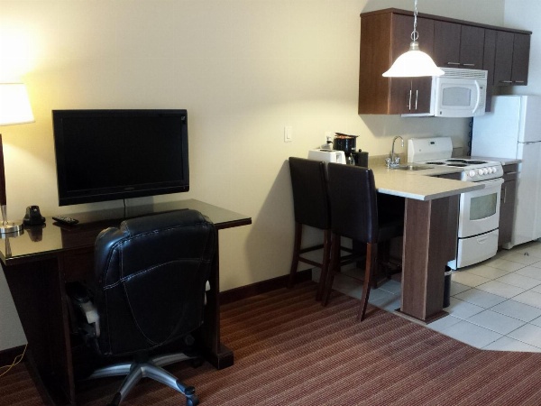 Sigma Inn & Suites Hudson's Hope image 39